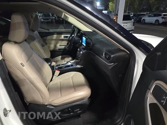 2021 Ford Explorer XLT - miniatura 8