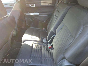 2021 Ford Explorer XLT - miniatura 13