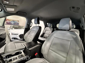 2021 Ford Explorer XLT - miniatura 11