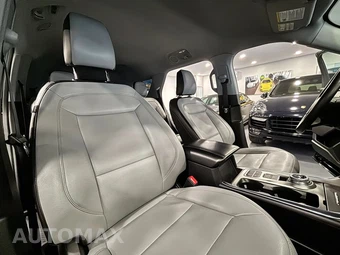 2021 Ford Explorer XLT - miniatura 20