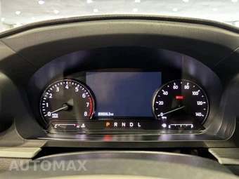 2021 Ford Explorer XLT - miniatura 32