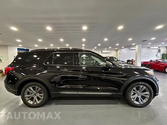 2021 Ford Explorer XLT - miniatura 8