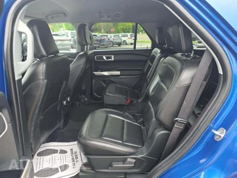2021 Ford Explorer XLT - miniatura 10