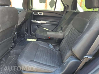 2021 Ford Explorer XLT – miniatura 13