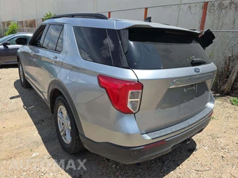 2021 Ford Explorer XLT – miniatura 2