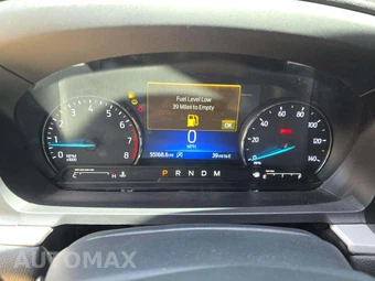 2021 Ford Explorer XLT – miniatura 9