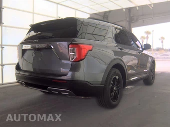 2021 Ford Explorer XLT - miniatura 4