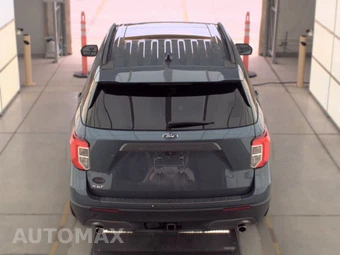 2021 Ford Explorer XLT – miniatura 5