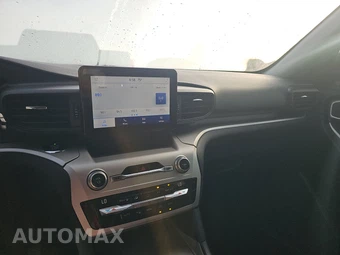 2021 Ford Explorer XLT – miniatura 11