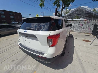 2021 Ford Explorer XLT - miniatura 3