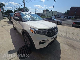 2021 Ford Explorer XLT - miniatura 4