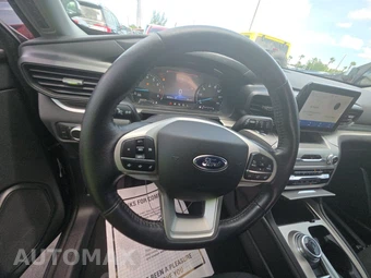 2021 Ford Explorer XLT – miniatura 10