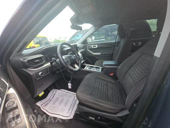 2021 Ford Explorer XLT – miniatura 7