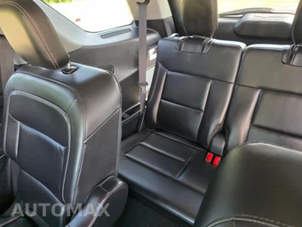 2021 Ford Explorer XLT - miniatura 10