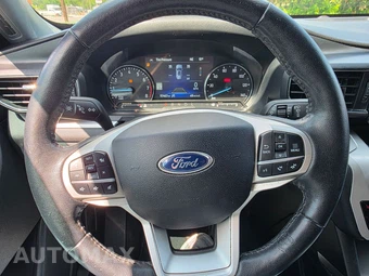 2021 Ford Explorer XLT - miniatura 6