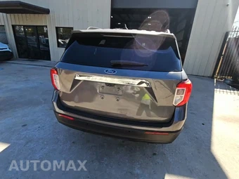 2021 Ford Explorer XLT - miniatura 4