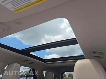 2021 Ford Explorer XLT – miniatura 11