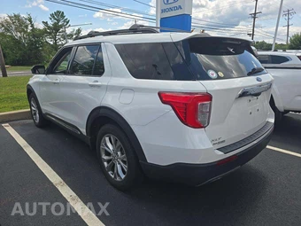 2021 Ford Explorer XLT – miniatura 2