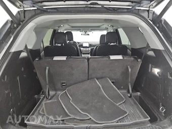 2021 Ford Explorer XLT - miniatura 17