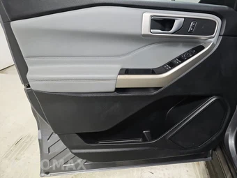 2021 Ford Explorer XLT - miniatura 9