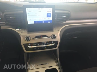 2021 Ford Explorer XLT - miniatura 11