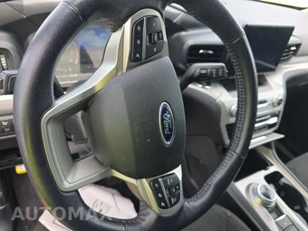2021 Ford Explorer XLT - miniatura 10