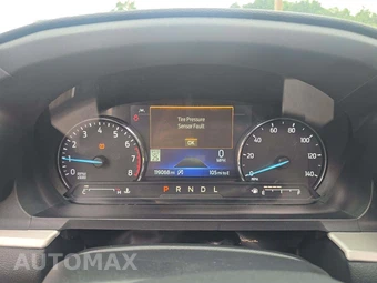 2021 Ford Explorer XLT - miniatura 9
