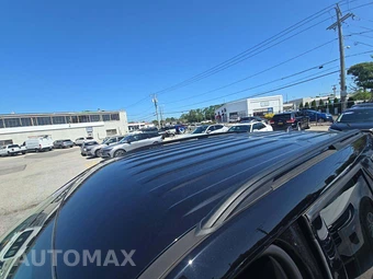 2021 Ford Explorer XLT – miniatura 12