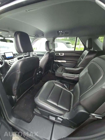 2021 Ford Explorer XLT - miniatura 13