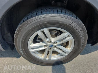 2021 Ford Explorer XLT - miniatura 11