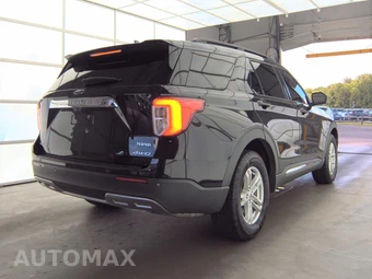 2021 Ford Explorer XLT - miniatura 4