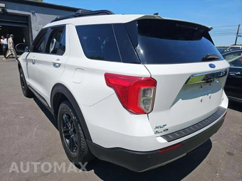 2021 Ford Explorer XLT - miniatura 2