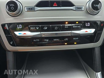 2021 Ford Explorer XLT - miniatura 24