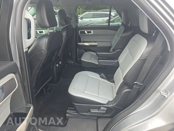 2021 Ford Explorer XLT – miniatura 7