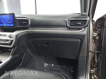 2021 Ford Explorer XLT - miniatura 17