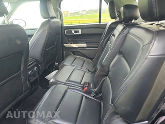 2021 Ford Explorer XLT - miniatura 13
