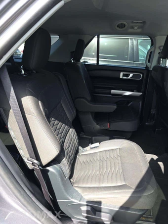 2021 Ford Explorer XLT - miniatura 17