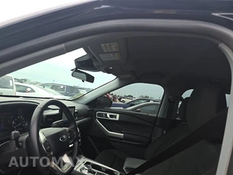 2021 Ford Explorer XLT - miniatura 18