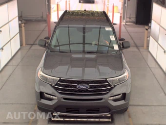 2021 Ford Explorer XLT – miniatura 2