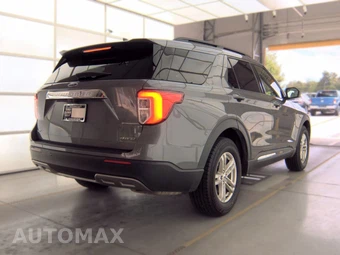 2021 Ford Explorer XLT – miniatura 4