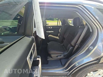2021 Ford Explorer XLT - miniatura 10