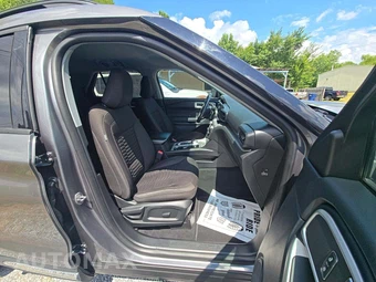 2021 Ford Explorer XLT - miniatura 16