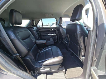 2021 Ford Explorer XLT - miniatura 17