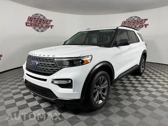 2021 Ford Explorer XLT - miniatura 3