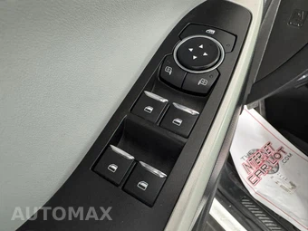 2021 Ford Explorer XLT - miniatura 41