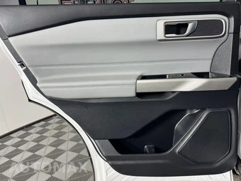 2021 Ford Explorer XLT - miniatura 43