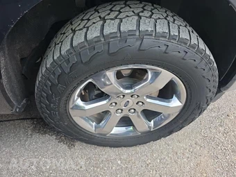 2021 Ford F-150 Hybrid LARIAT Crew Cab Medium Bed - miniatura 9