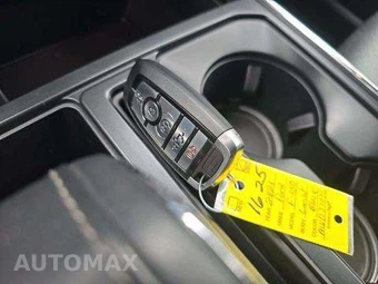 2021 Ford F-150 LARIAT Crew Cab Short Bed - miniatura 9