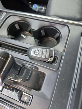 2021 Ford F-150 LARIAT Crew Cab Short Bed - miniatura 5