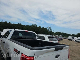 2021 Ford F-150 XLT Crew Cab Medium Bed - miniatura 16